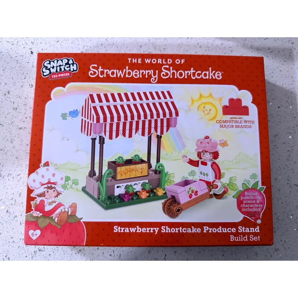 Strawberry Shortcake Snap & Switch Build Set Lot Bakery House Produce Stand Well